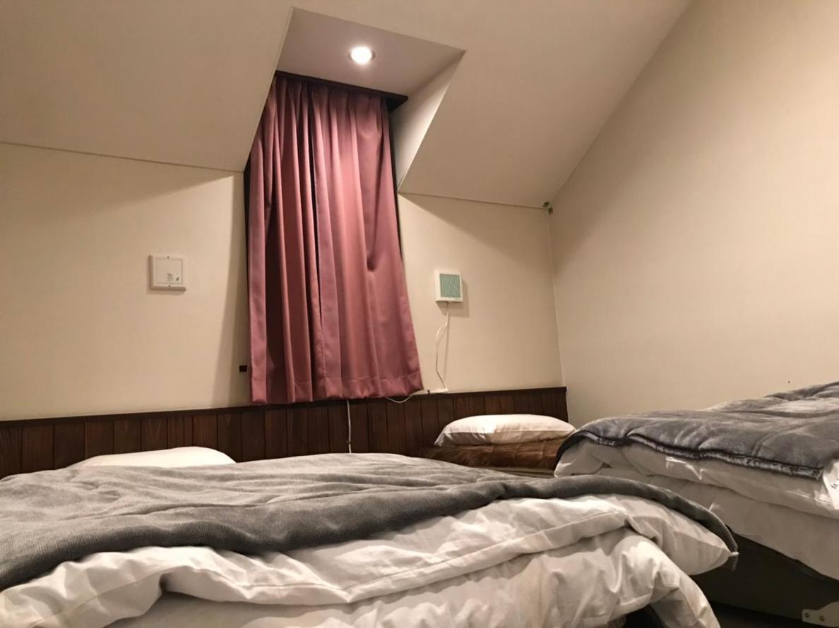 温泉ゲストハウス やすもり 本館 하치만타이 외부 사진